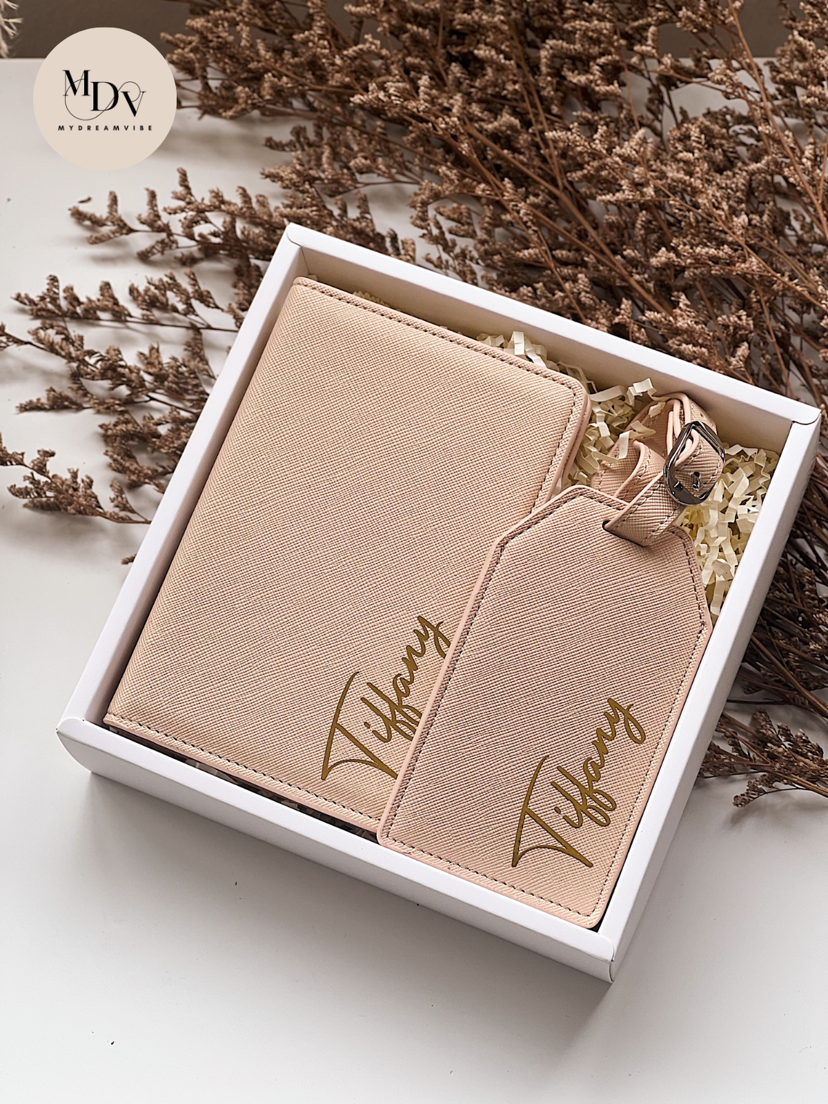 [CHRISTMAS GIFT] : Travel in Style Personalised Gift Set